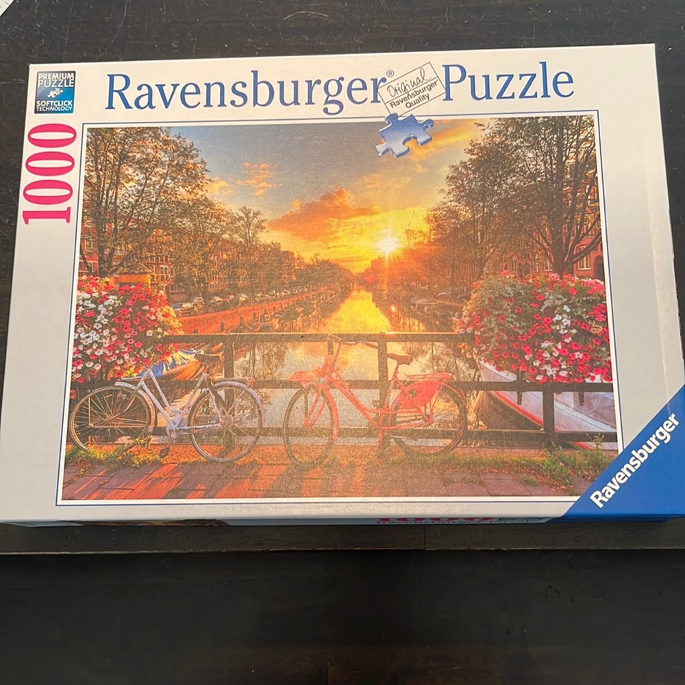 1000 Piece Ravensburger Puzzle (Canal District, Paris)